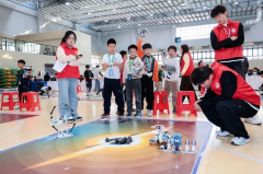 善“竞赛—体验—研学—孵化”一体化的青少年